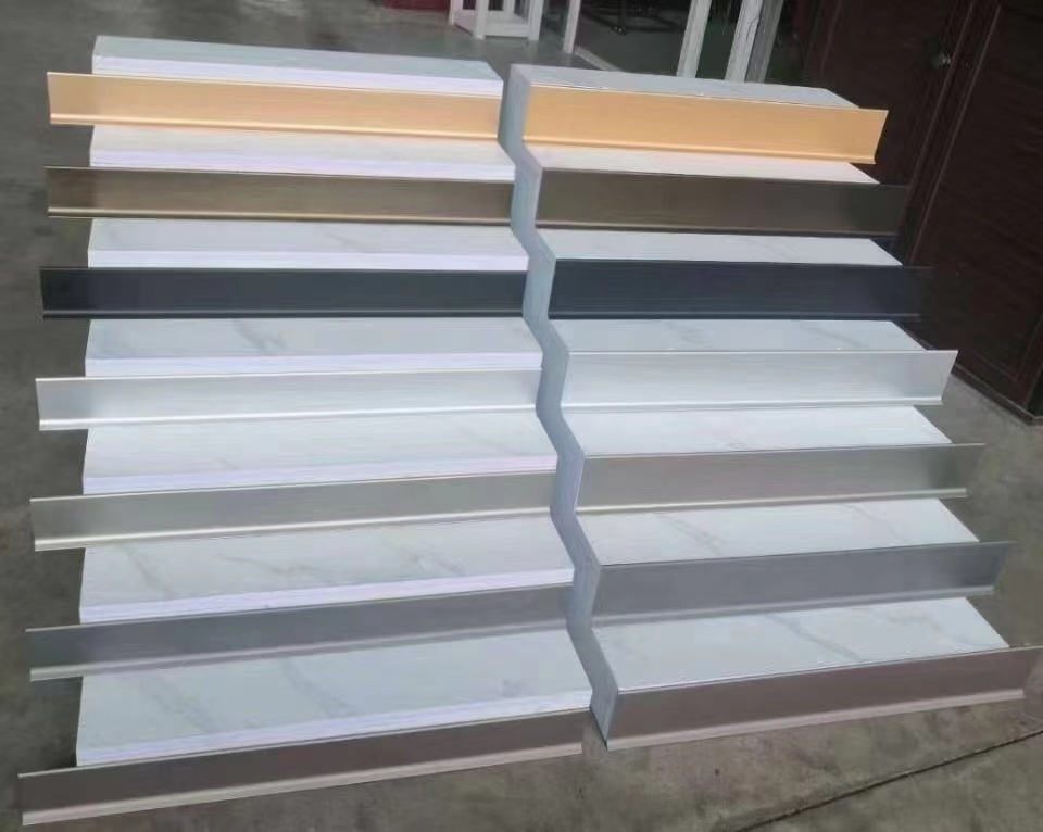 家里装修一定不能没有铝合金踢脚线